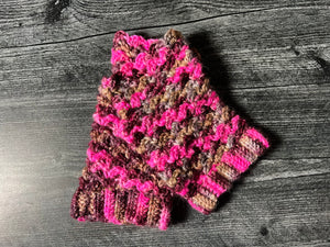 
            
                Load image into Gallery viewer, Alpaca Pretty in Pink Beanie and Fingerless Gloves Crochet Pattern
            
        