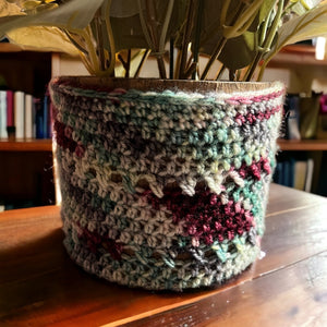 
            
                Load image into Gallery viewer, Into the Woods Plant Holder Crochet Pattern
            
        