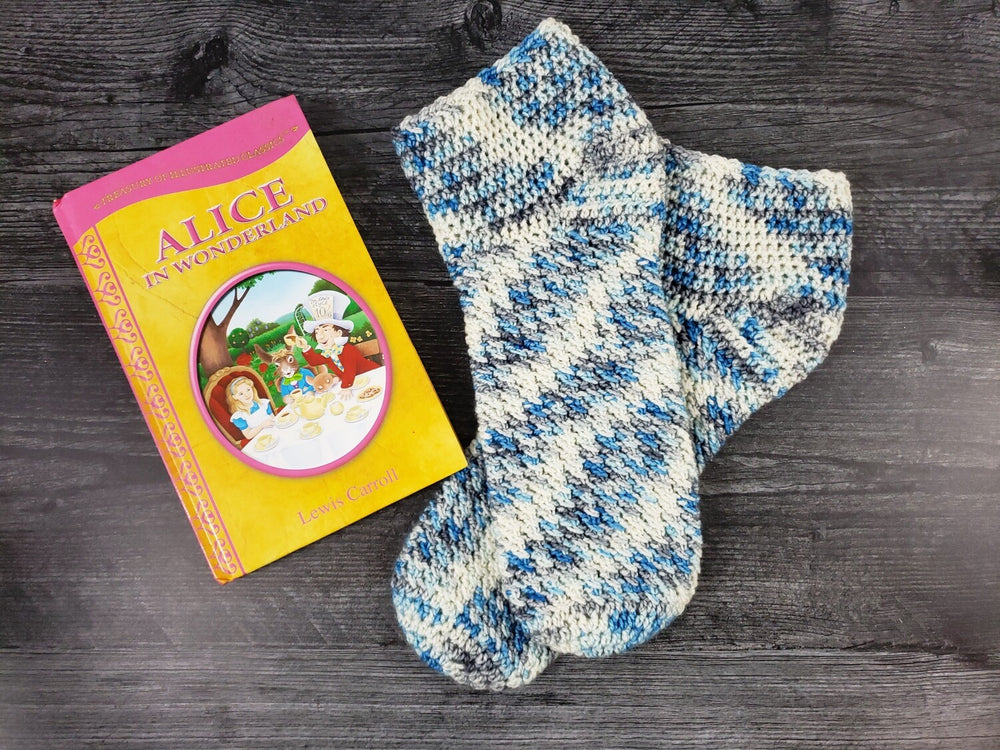 Wonderland Socks Crochet Pattern