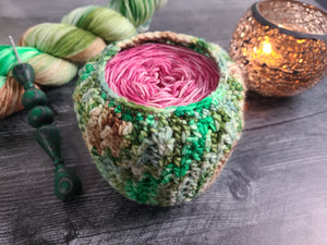 Scotland Yarn Cake Cozy Crochet Pattern – Leither Co.