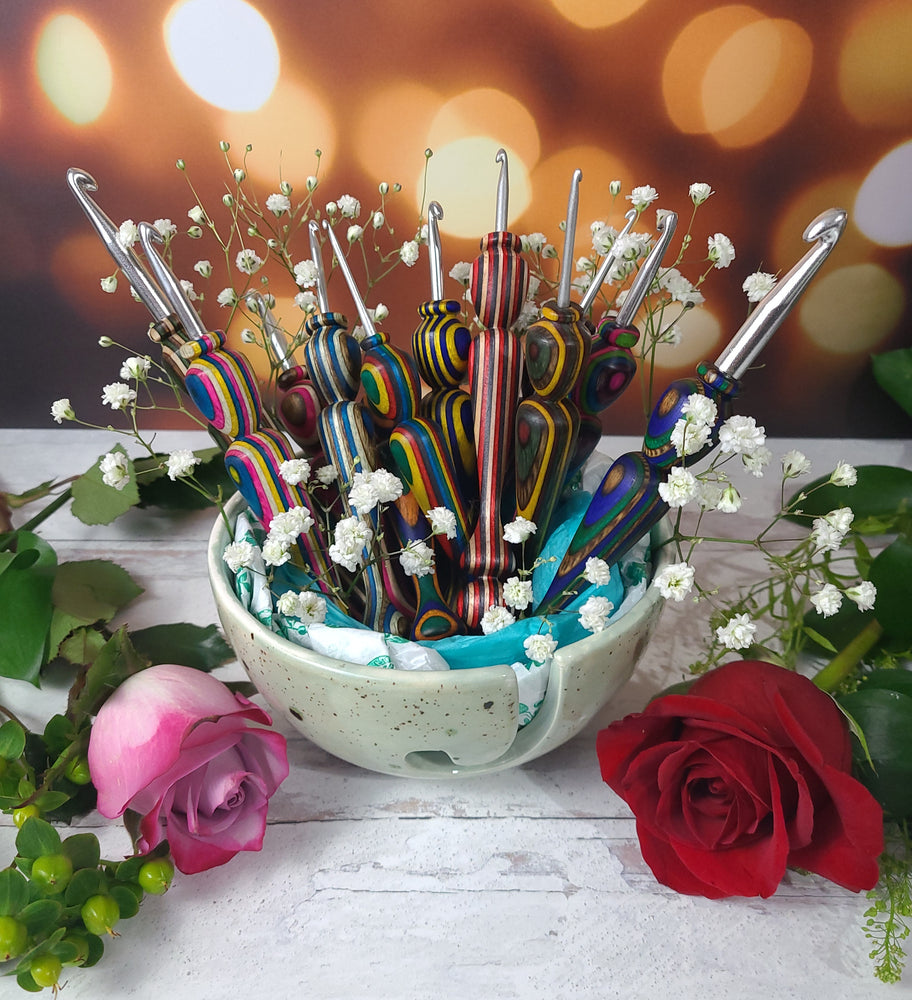 
            
                Load image into Gallery viewer, Mother&amp;#39;s Day Dozen Roses Crochet Hook Custom 12 Piece Set
            
        