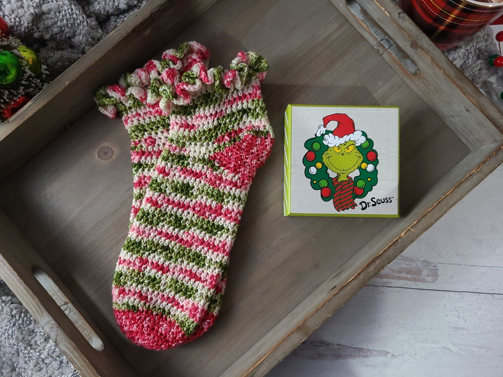 
            
                Load image into Gallery viewer, Grinchmas Socks Crochet Pattern
            
        